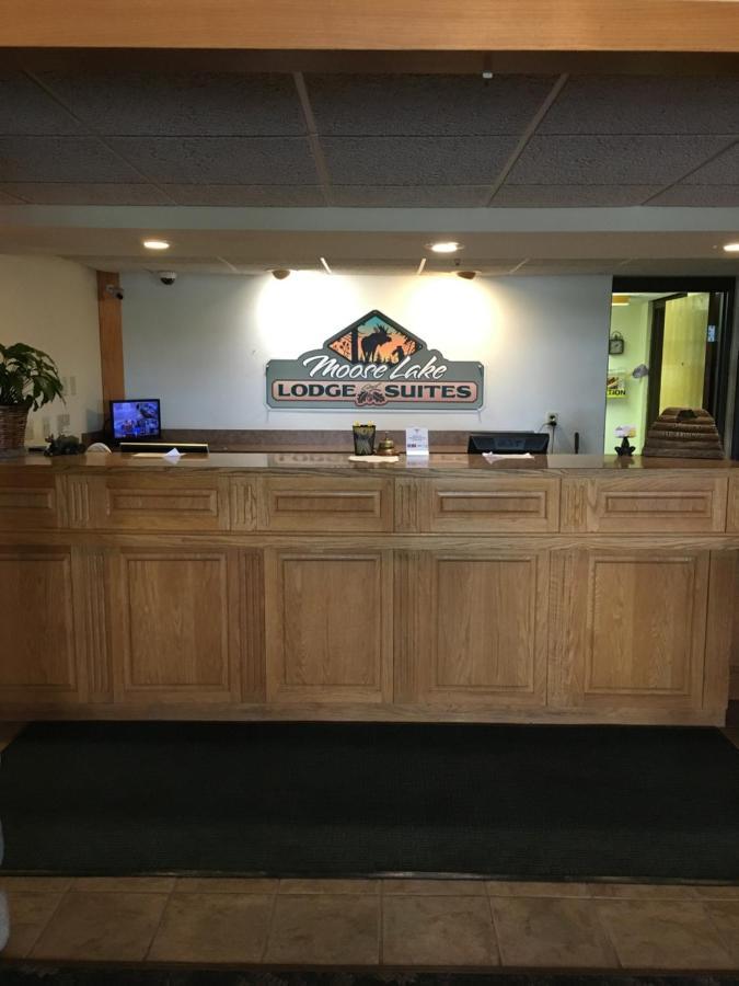 Moose Lake Lodge & Suites Zewnętrze zdjęcie