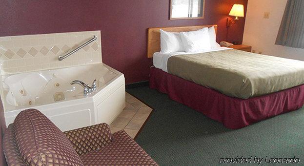 Moose Lake Lodge & Suites Zewnętrze zdjęcie